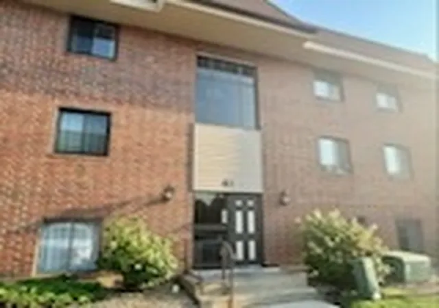 Photo 2 of Condo for sale at 41 E Janata Blvd #3A, Lombard, IL 60148 | MLS# 12678598 | Listing updated on 2026-08-25