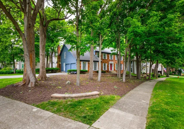 2nd image of 1159 Hobson Mill Dr, Naperville, IL 60540 | MLS# 12678629