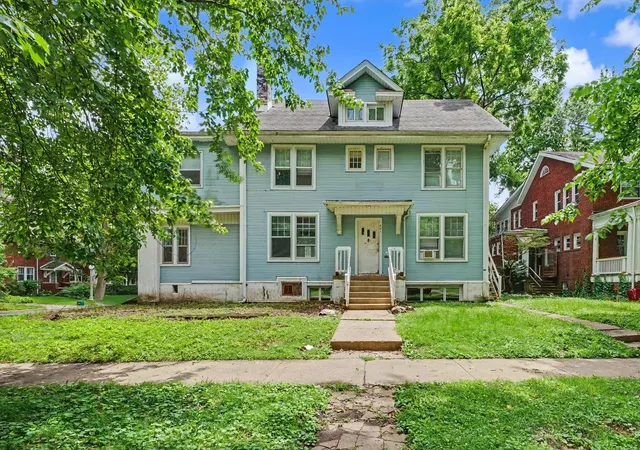 Homes for sale in Urbana, IL | 801 W Nevada St, Urbana, IL 61801 | MLS# 12678649