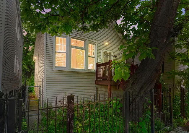 2nd image of 2922 E 78th Pl, Chicago, IL 60649 | MLS# 12678658