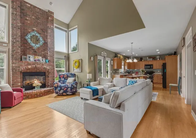 2nd image of 936 Stony Creek Ln, Yorkville, IL 60560 | MLS# 12678660