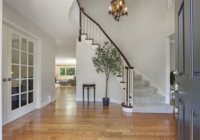 2nd image of 1434 Woodhill Dr, Northbrook, IL 60062 | MLS# 12678663