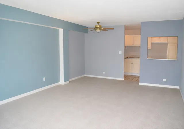 3rd image of 2200 S Stewart Ave #2F, Lombard, IL 60148 | MLS# 12678769