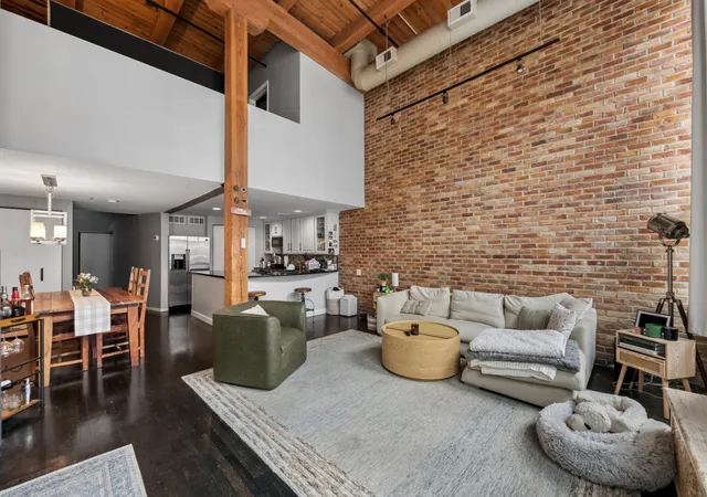 Homes for sale in Chicago, IL | 1000 W Washington Blvd #430, Chicago, IL 60607 | MLS# 12678792