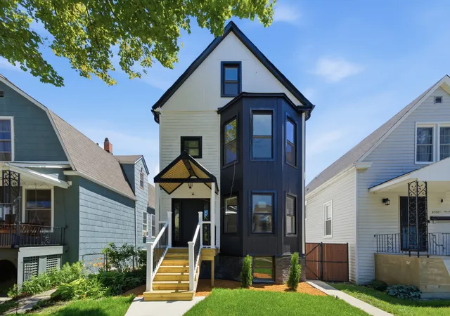 Single family home for sale at 4339 N Monticello Ave, Chicago, IL 60618 | MLS# 12678810