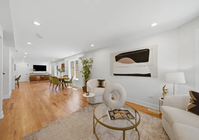 Homes for sale in Chicago, IL | (Undisclosed), Chicago, IL 60618 | MLS# 12678810