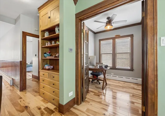 Homes for sale in Chicago, IL | 6210 N Moody Ave, Chicago, IL 60646 | MLS# 12678814