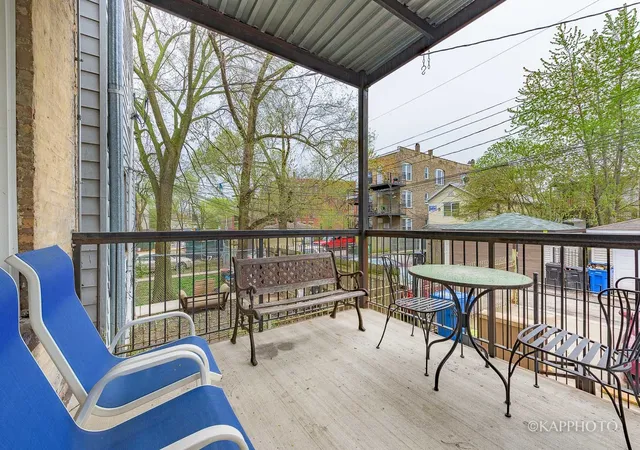 Homes for sale in Chicago, IL | 1312 N Artesian Avenue, Chicago, IL 60622 | Houzeo