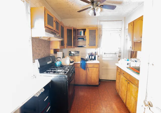 10th image of 8014 S Perry Ave, Chicago, IL 60620 | MLS# 12678832