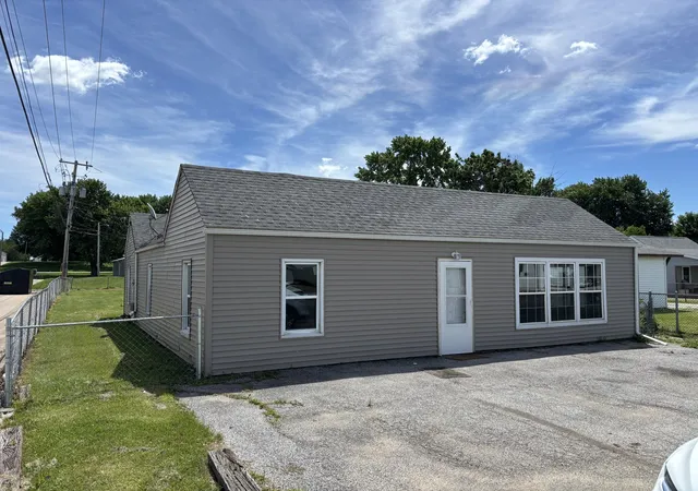 Homes for sale in Colona, IL | 104 5th St, Colona, IL 61241 | MLS# 12678849