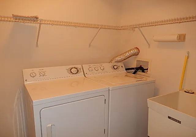 2nd image of 13950 Lavergne Ave, Crestwood, IL 60418