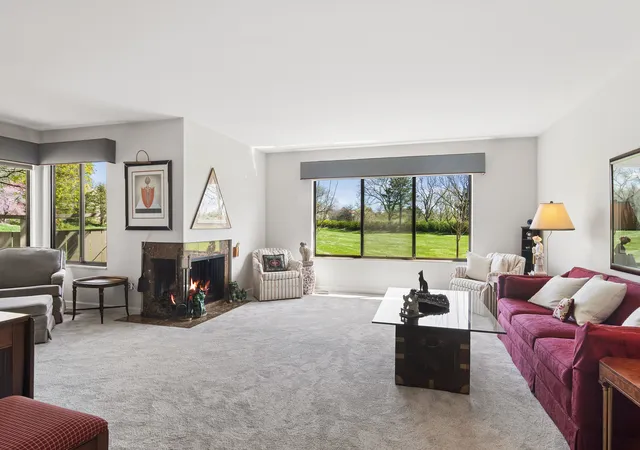 5th image of 471 Old Barn Rd, Lake Barrington, IL 60010 | MLS# 12678925