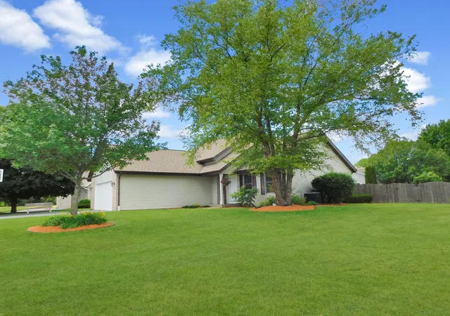 Homes for sale in Rockton, IL | 1633 Wildwind Ct, Rockton, IL 61072 | MLS# 12678968