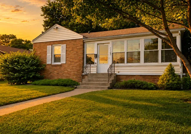 Photo 1 of Single family home for sale at 320 Desoto St, Ottawa, IL 61350 | MLS# 12679007 | Listing updated on 2026-09-23