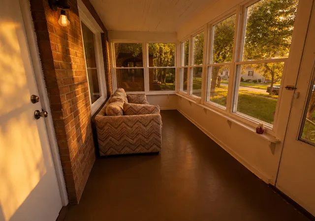 Photo 3 of Single family home for sale at 320 Desoto St, Ottawa, IL 61350 | MLS# 12679007 | Listing updated on 2026-09-23