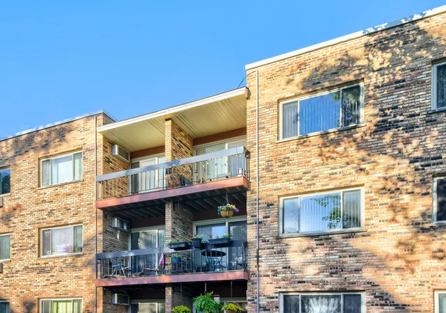 Homes for sale in Oak Park, IL | 420 Home Ave #309N, Oak Park, IL 60302 | MLS# 12679037