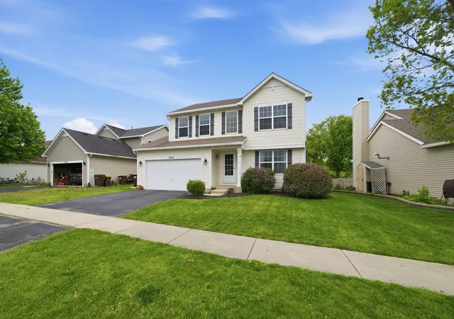 Homes for sale in Woodstock, IL | 2432 Waterleaf Ln, Woodstock, IL 60098 | MLS# 12679055