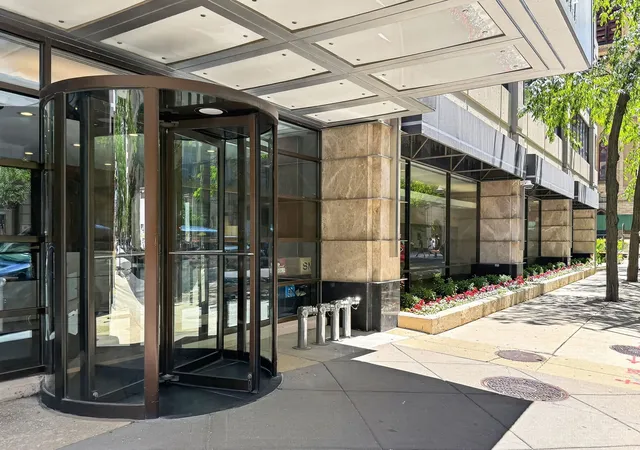2nd image of 30 E Huron St #4610, Chicago, IL 60611 | MLS# 12679078