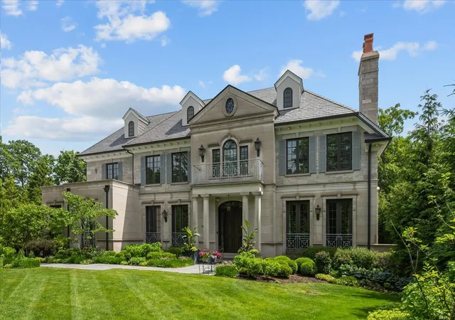 3rd image of 677 Sheridan Rd, Glencoe, IL 60022 | MLS# 12679087