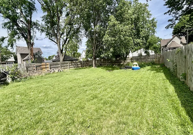 Homes for sale in Belvidere, IL | 1114 Garfield Ave, Belvidere, IL 61008 | MLS# 12679097