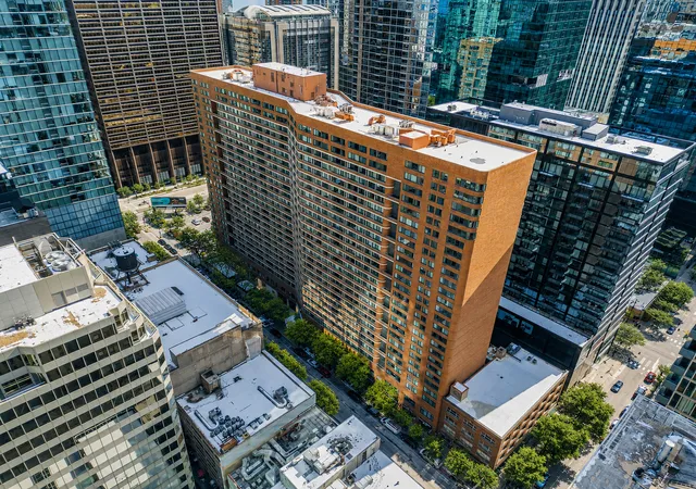2nd image of 211 E Ohio St #2313, Chicago, IL 60611 | MLS# 12679143