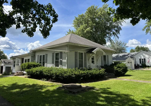 Photo 2 of Sale Pending at 302 N Pine St, Wenona, IL 61377 | MLS# 12679196 | Listing updated on 2026-09-08