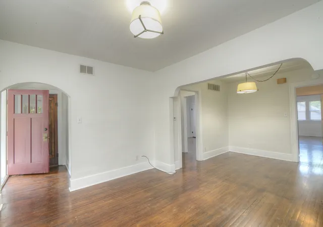 5th image of 724 S 5Th St, St. Charles, IL 60174 | MLS# 12679216