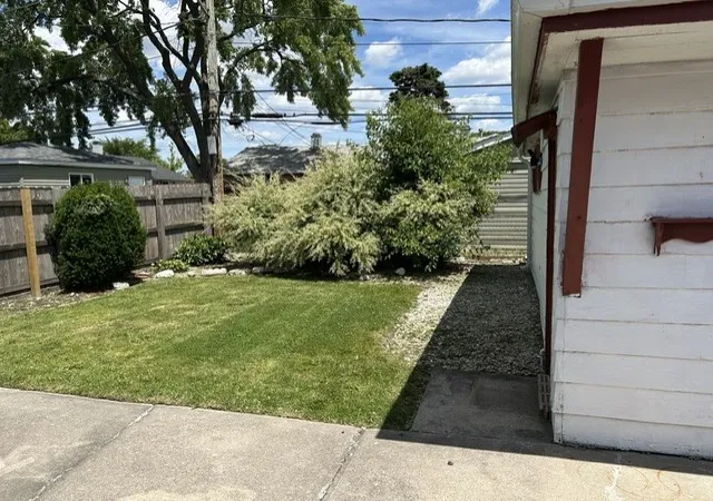 Photo 17 of Townhouse for sale at 8855 S Komensky Ave, Hometown, IL 60456 | MLS# 12679223 | Listing updated on 2026-08-04