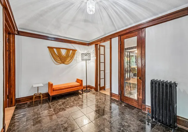 Homes for sale in Chicago, IL | 5054 S Woodlawn Ave #3C, Chicago, IL 60615 | MLS# 12679414