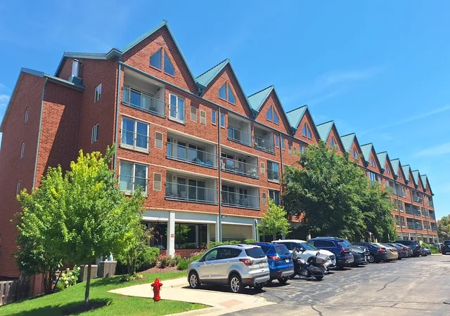 Homes for sale in Lisle, IL | 1111 Burlington Ave #402, Lisle, IL 60532 | MLS# 12679415