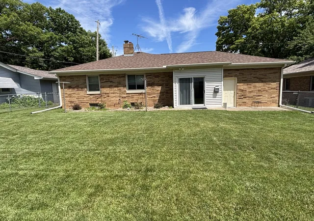 Homes for sale in East Moline, IL | 2005 8th St, East Moline, IL 61244 | MLS# 12679423