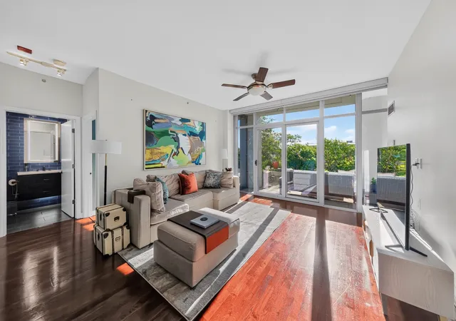 Photo 4 of Condo for sale at 1235 S Prairie Ave #502, Chicago, IL 60605 | MLS# 12679441 | Listing updated on 2026-09-26