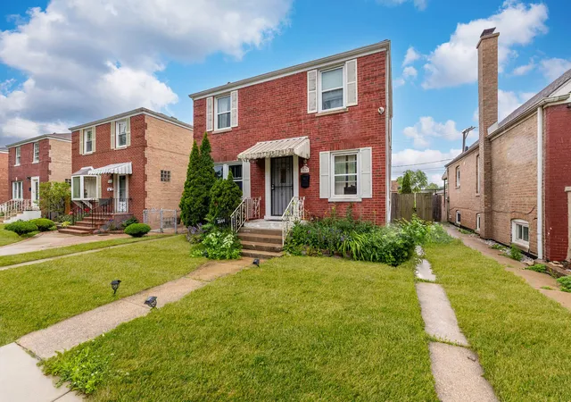 18th image of 3544 W 63rd Pl, Chicago, IL 60629 | MLS# 12679443