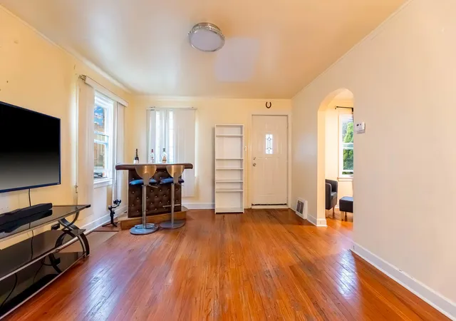 3rd image of 3544 W 63Rd Pl, Chicago, IL 60629 | MLS# 12679443