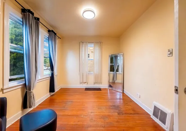 5th image of 3544 W 63Rd Pl, Chicago, IL 60629 | MLS# 12679443