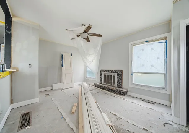 3rd image of 2017 Grove St, Blue Island, IL 60406 | MLS# 12679469
