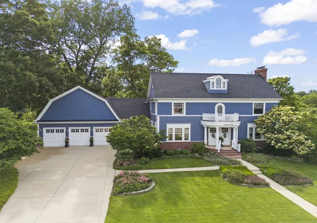 Photo 3 of Single family home for sale at 1760 Shaffner Rd, Wheaton, IL 60189 | MLS# 12679497 | Listing updated on 2026-08-29