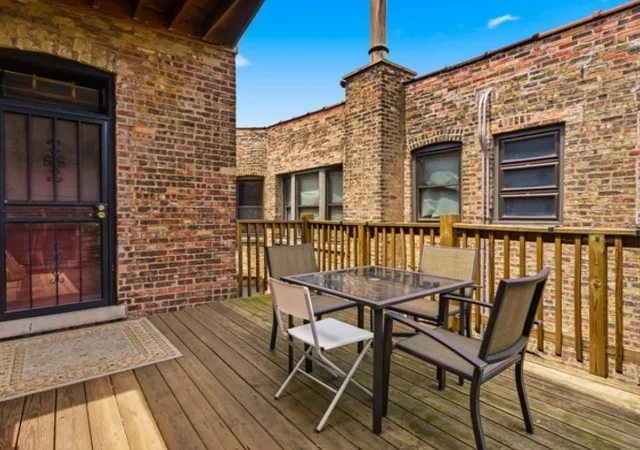 Homes for sale in Chicago, IL | 1446 E 56th Street, Chicago, IL 60637 | Houzeo