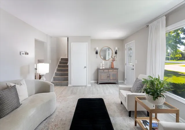 4th image of 5 Redstart Rd, Naperville, IL 60565 | MLS# 12679568