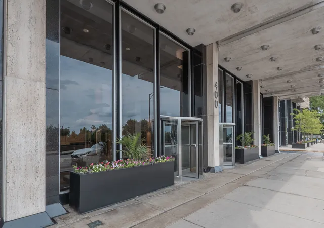 2nd image of 400 E Randolph St #2325, Chicago, IL 60601 | MLS# 12679582