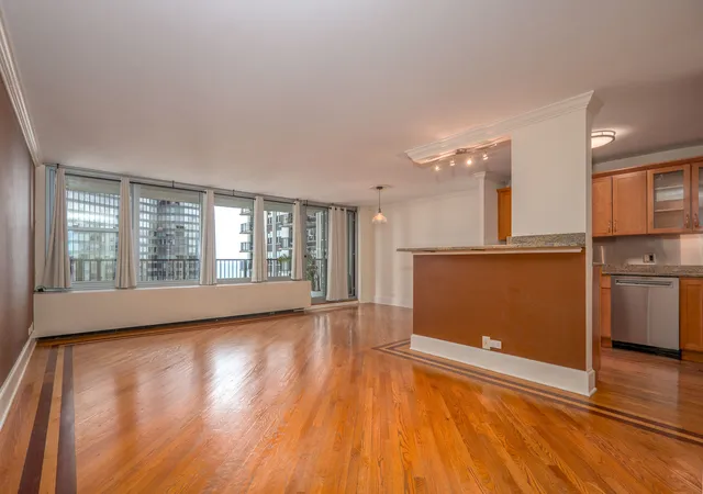 3rd image of 400 E Randolph St #2325, Chicago, IL 60601 | MLS# 12679582