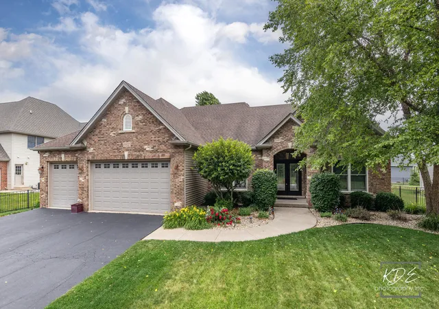 Homes for sale in Yorkville, IL | 662 Omaha Dr, Yorkville, IL 60560 | MLS# 12679734
