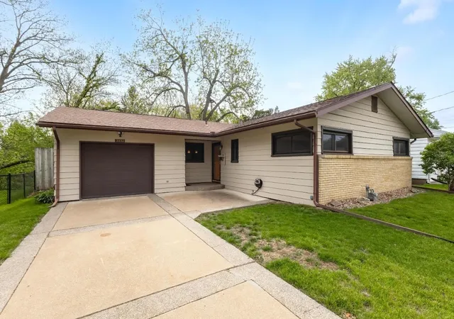 Homes for sale in East Moline, IL | 2636 6th St, East Moline, IL 61244 | MLS# 12679825