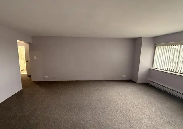 Homes for sale in Chicago, IL | 7337 S South Shore Drive, Chicago, IL 60649 | Houzeo