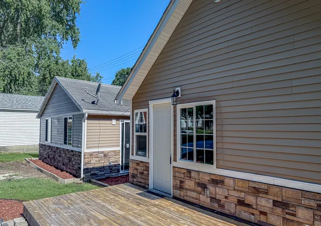 Homes for sale in Champaign, IL | 404 W Columbia Ave, Champaign, IL 61820 | MLS# 12679859