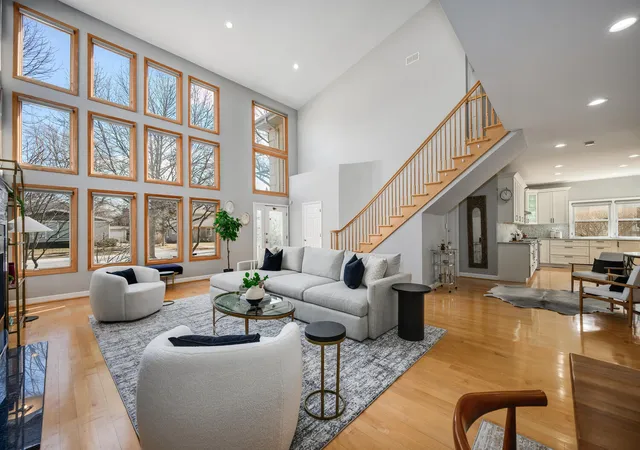 4th image of 8938 Keeler Ave, Skokie, IL 60076 | MLS# 12679862
