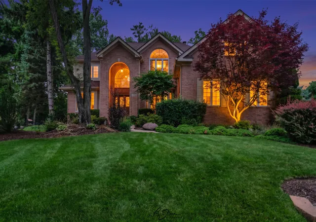 Photo 2 of Single family home for sale at 542 W Rosiland Dr, Palatine, IL 60074 | MLS# 12679917 | Listing updated on 2026-08-23