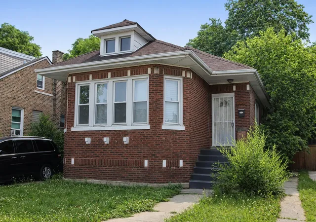 Homes for sale in Chicago, IL | 7529 S Emerald Ave, Chicago, IL 60620 | MLS# 12679987