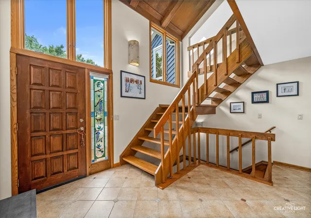Photo 3 of Single family home for sale at 933 Stanton Dr, Naperville, IL 60540 | MLS# 12680022 | Listing updated on 2026-09-19