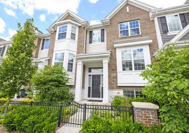 1st image of 9242 143rd St, Orland Park, IL 60462 | MLS# 12680085